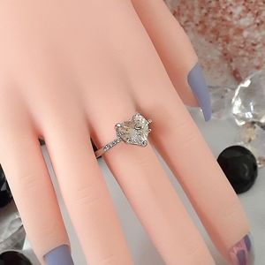 COPY - Fashion Heart Ring